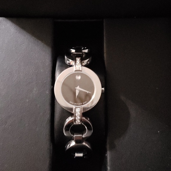 Beautiful Watch - Picture 3 of 7